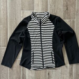 Chico’s Zenergy Jacket Size 1 Black White Stripe Zip Front Activewear Athleisure